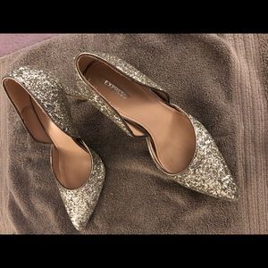 Mint silver sparkle pumps